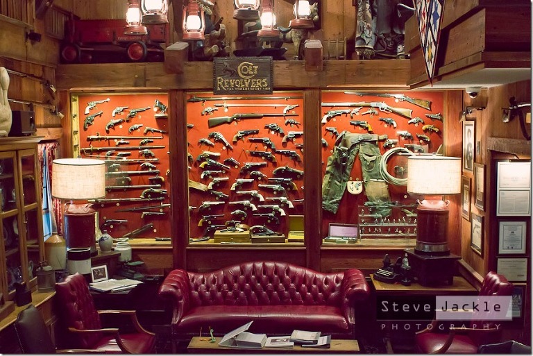 Antique gun lounge at the Angus Barn 